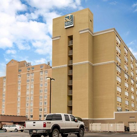 Quality Inn & Suites Charleston - Civic Center Экстерьер фото